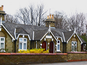 Colliers Wood man and van hire SW19, SW17 removals