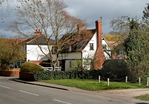 IG7 man and van hire Chigwell removals