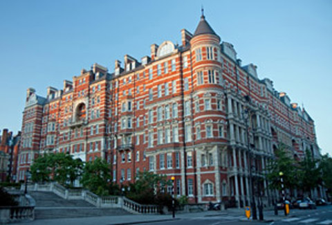 Knightsbridge man and van hire SW1, SW3, SW7 removals