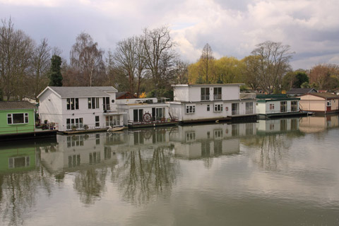 KT1 man and van hire Kingston removals