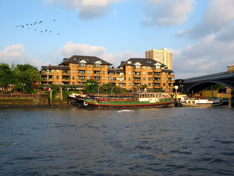 Mortlake man and van SW14 removals
