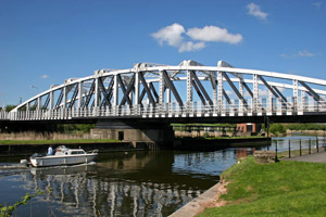 W3, W12 man and van Acton removals